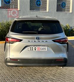 تۆیۆتا سیانا